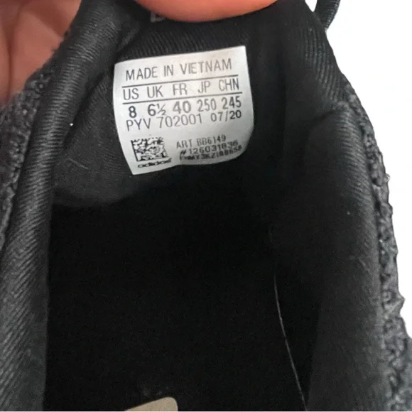 ADIDAS | ULTRABOOST WOMENS SHOES | SIZE 8 - Picture 5 of 9